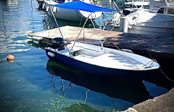 Boat without licence Elan 401 4hp