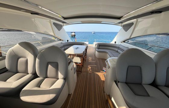 Motor yacht Princess V65 2600hp
