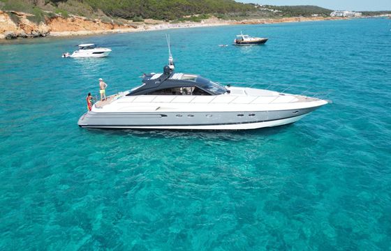 Motor yacht Princess V65 2600hp