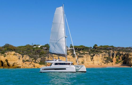 Catamaran Dufour Cervetti 44 sail 13.42m