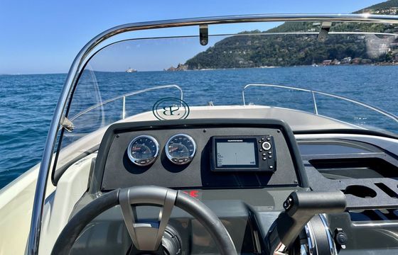 Motorboat Quicksilver Activ 605 Open 150hp
