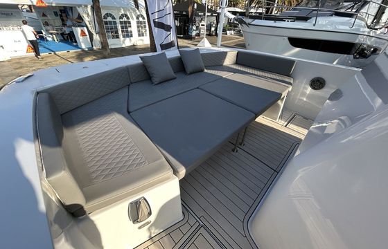 Motorboat Kattum K30 400hp