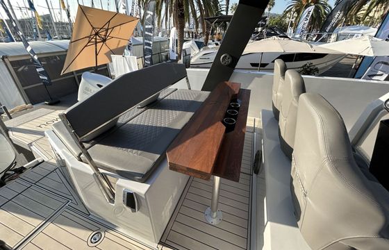 Motorboat Kattum K30 400hp