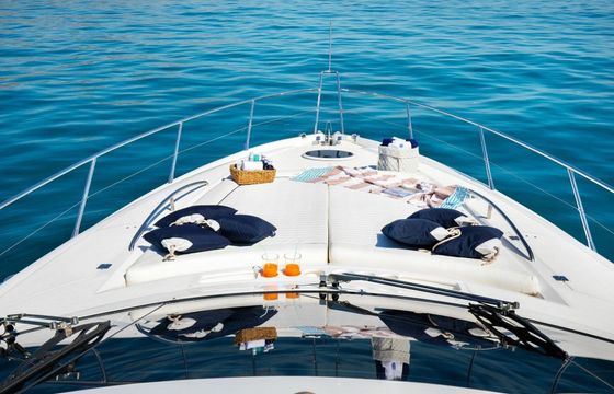 Motor yacht Sunseeker Manhattan 66 | TAPIA BAY 1100hp