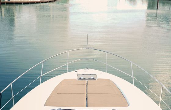 Motor yacht Fairline Squadron 50ft 1100hp