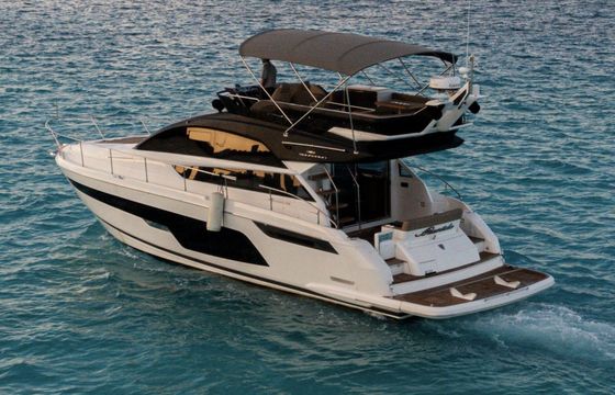 Motor yacht Fairline Squadron 50ft 1100hp