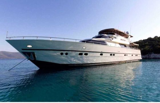 Motorboat custom 80 ft ( fasset torba yacht sweet charter) 2000hp