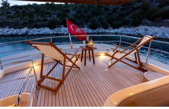 Motorboat custom 80 ft ( fasset torba yacht sweet charter) 2000hp