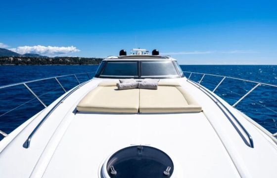 Motorboat Princess V58 800hp
