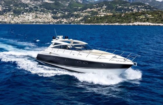 Motorboat Princess V58 800hp