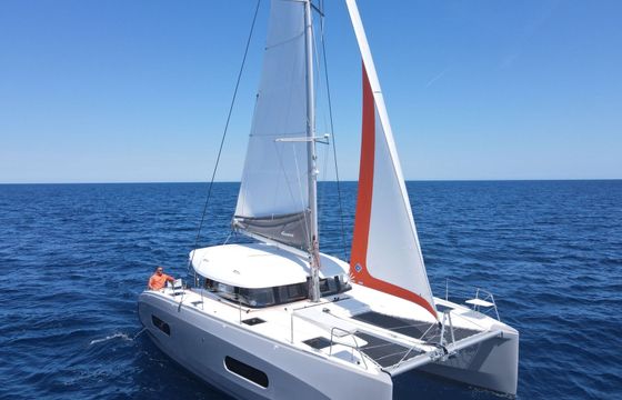 Catamaran Excess 11 11m