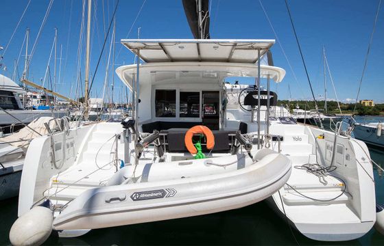 Catamaran Lagoon-Bénéteau Lagoon 40 - 3 + 2 cab 11m