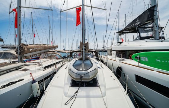 Sailboat Jeanneau Sun Odyssey 490 14.42m