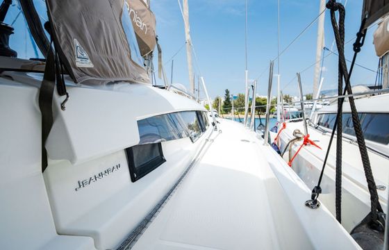 Sailboat Jeanneau Sun Odyssey 490 14.42m