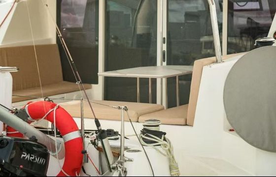 Catamaran COMAR Comet CAT 37 10.99m