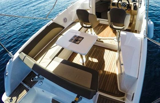 Motorboat Galia Galia 700 Sundeck 300hp