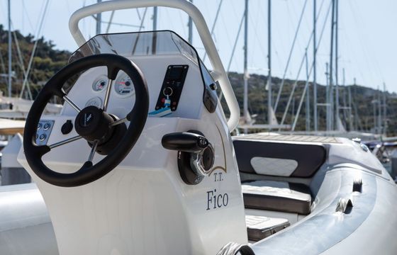 Catamaran Lagoon 52F Lagoon 52F - 6 cab (A/C+Gen+WM) 15.85m