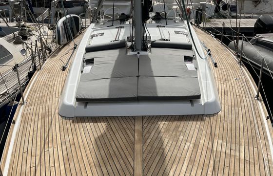 Sailboat Beneteau Oceanis 48 14.6m