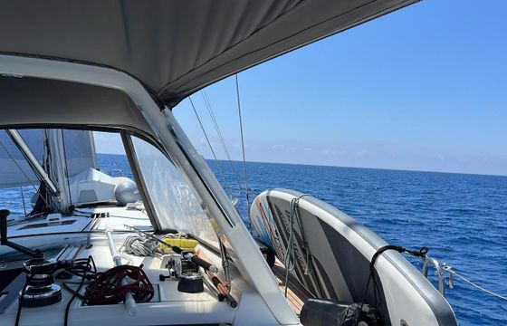 Sailboat Beneteau Oceanis 48 14.6m