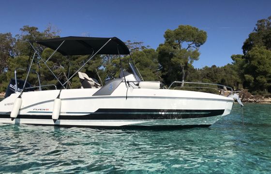 Motorboat Beneteau Flyer 6.6 200hp