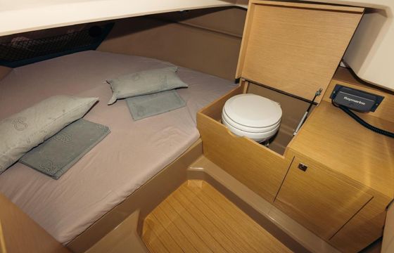 Motorboat Sessa Keylargo 24 250hp