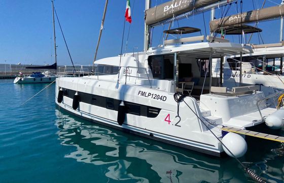 Catamaran Bali 4.2 12m