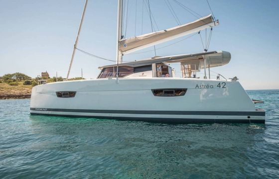 Catamaran Fountaine Pajot Fountaine Pajot Astrea 42 - 4 + 2 cab. 12m