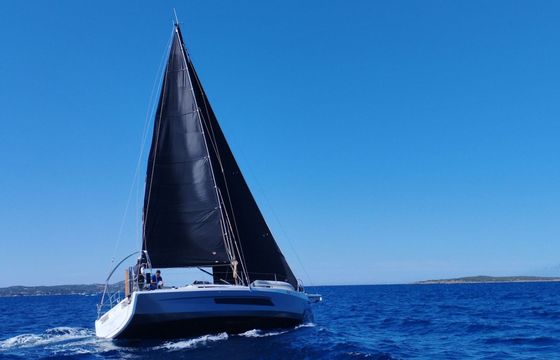 Sailboat Dufour Dufour 37 Perfomance 10m