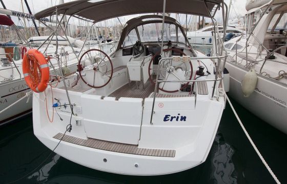 Sailboat Sun Odyssey 379 10.98m