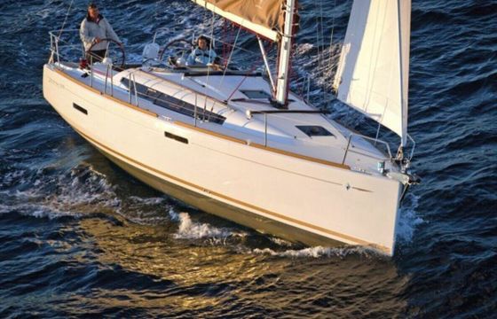 Sailboat Sun Odyssey 379 10.98m