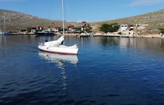 Sailboat Jeanneau 35 10.6m
