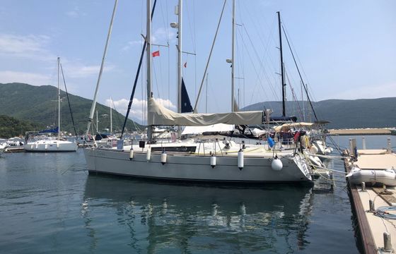 Sailboat Wauquiez Centurion 40S 12.5m