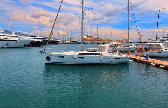 Sailboat Bénéteau Oceanis 41.1 12m