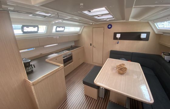 Sailboat Bavaria 46 Cruiser 14m