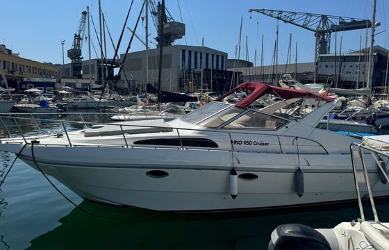 Motorboat Rio Cruiser 950 400hp