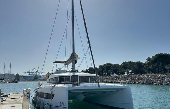 Catamaran Bali - Catana 4.2 12.8m