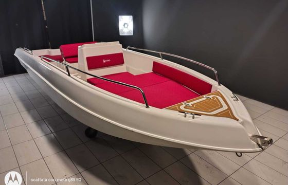 Motorboat Antares Barca 40hp