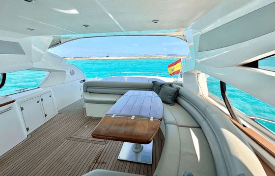 Motor yacht Sunseeker Predator 68 3650hp