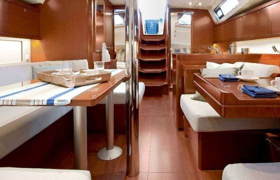 Sailboat Beneteau Oceanis 41.1 12.49m