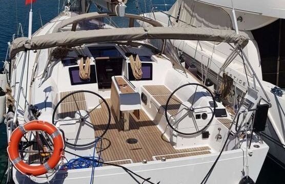 Sailboat DUFOUR 382 Grand Large 11.23m