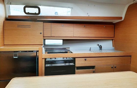 Sailboat DUFOUR 382 Grand Large 11.23m