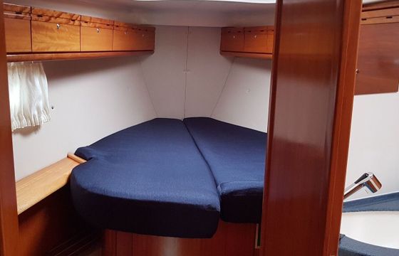 Sailboat Bavaria Cruiser 40 12.13m
