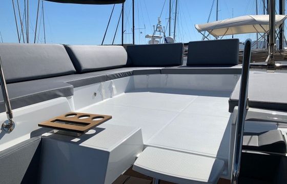 Catamaran Fountaine Pajot Elba 45 13.45m