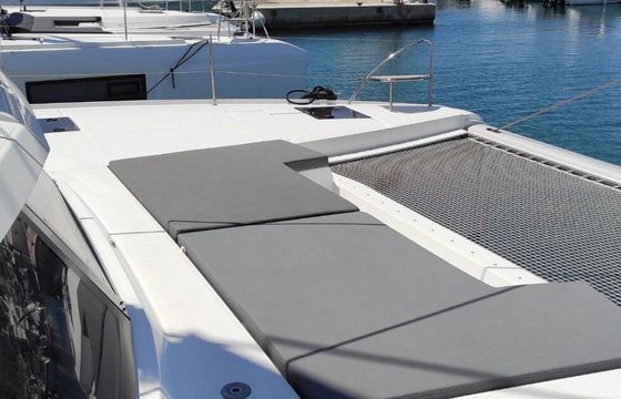 Catamaran Fountaine Pajot Elba 45 13.45m