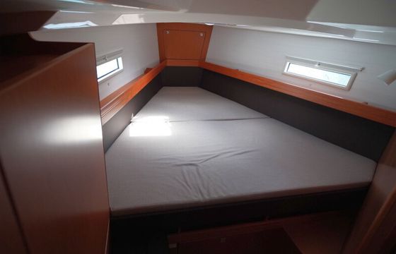 Sailboat Bavaria Cruiser 41 11.46m