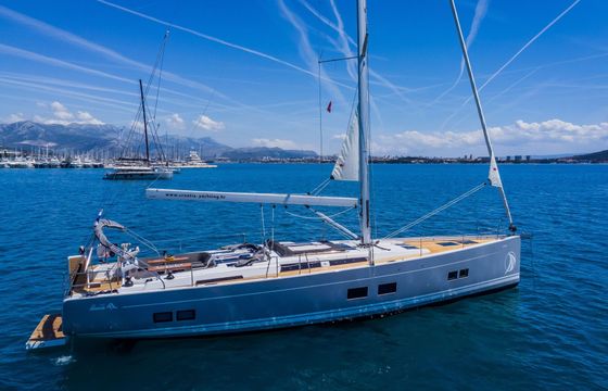 Sailboat Hanse Yachts Hanse 588 - 5 + 1 cab. 17m