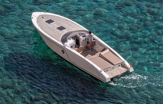 Motorboat Frauscher 1017 GT 640hp