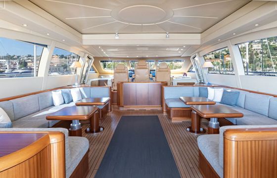 Motor yacht Mangusta 92 4000hp