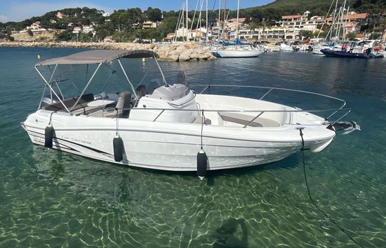 Motorboat Jeanneau Cap camarat 7.50 CC 225hp