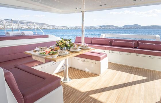 Catamaran Lagoon Lagoon 560 S2 17.08m